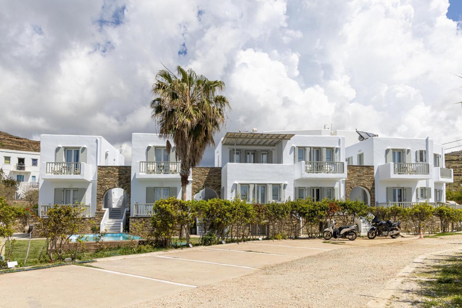 Soulmate'S Suites Tinos Kionia Exterior foto